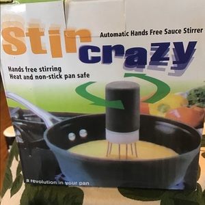Hands-free food sauce stirrer!